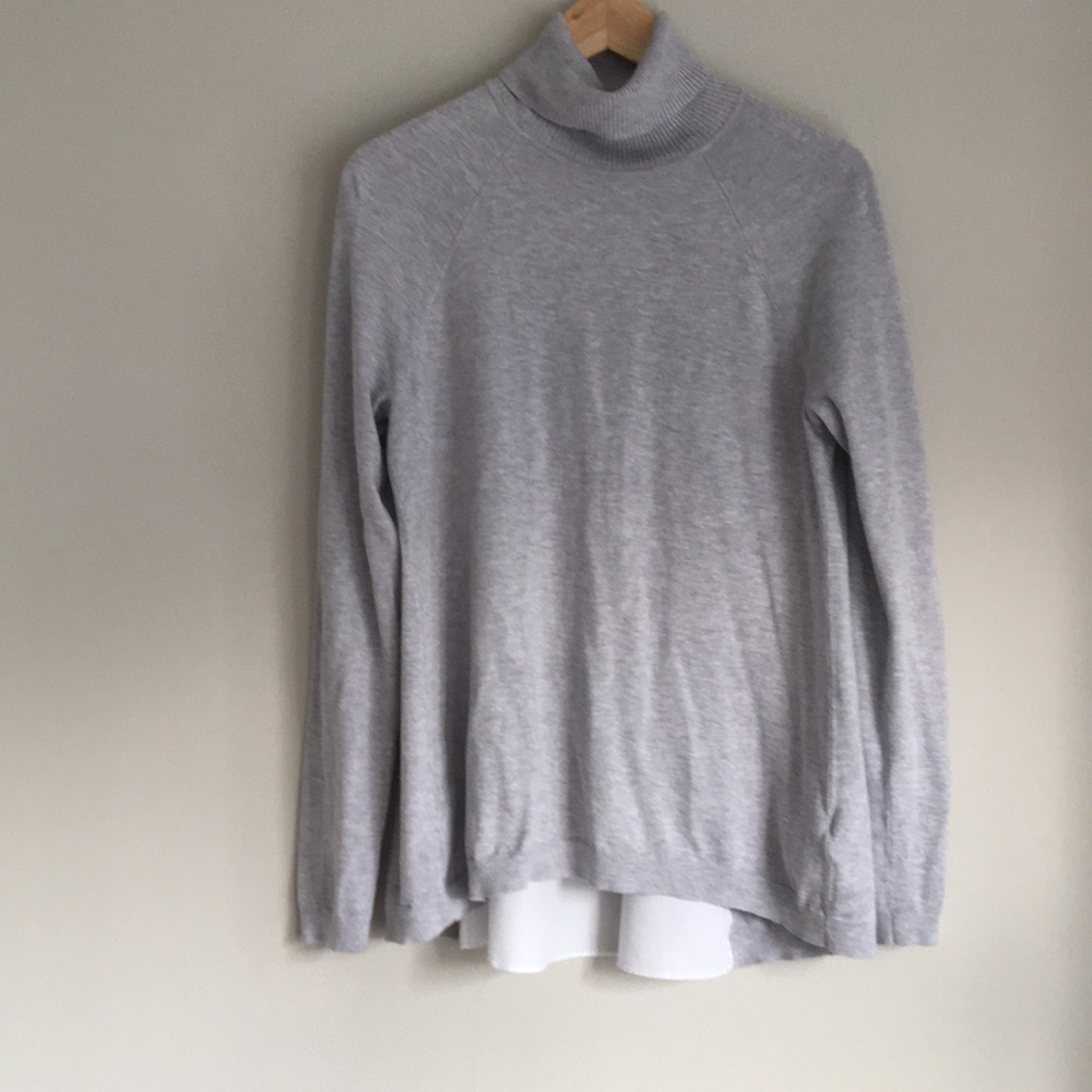 White House Black Market | Split turtleneck Med